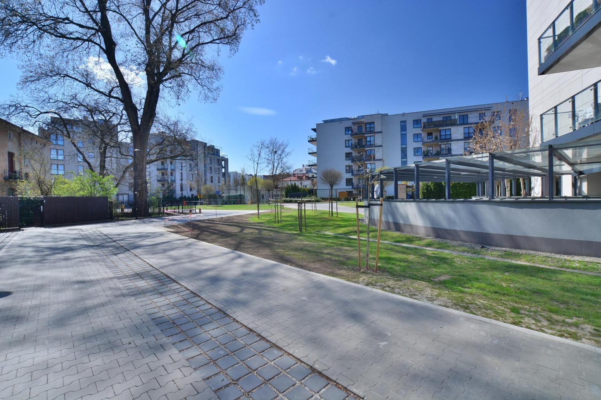 Jacuzzi Apartment Red Krasków Εξωτερικό φωτογραφία